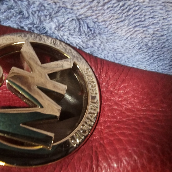 Micheal Kors Red Leather Shoulder Bag - Picture 3 of 6